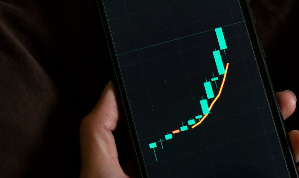 股票配资市场中，尾盘资金流入流出对第二天走势有何影响？