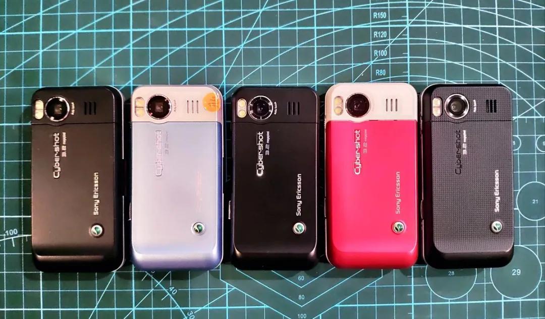 诺基亚7700未上市机型_索尼爱立信工程机_索尼爱立信电信手机