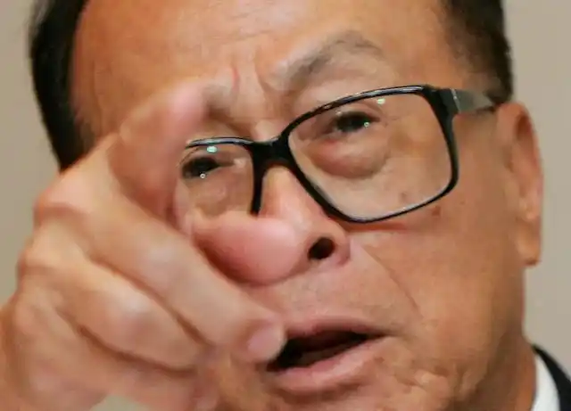 理财有讲究！别光存钱防通胀，学学李嘉诚让钱动起来