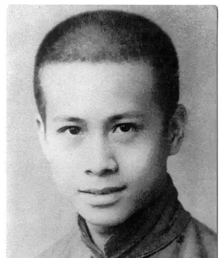 李嘉诚退休_李嘉诚的理财之道_李嘉诚投资理财方法