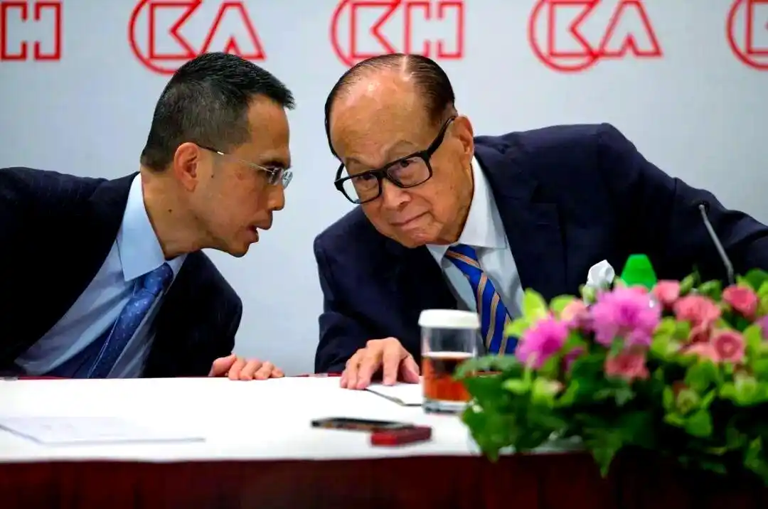 李嘉诚建议未来10年资产转换？投资自己为何如此重要