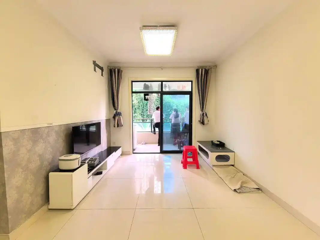 李嘉诚的理财之道_全球经济形势财富焦虑_李嘉诚资产配置建议