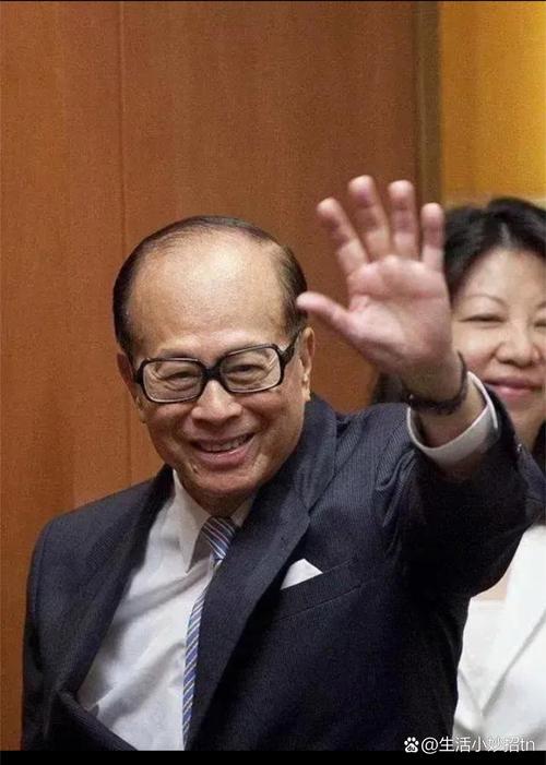 投资自己健康黄金稳健资产_李嘉诚的理财之道_别抱房子和现金