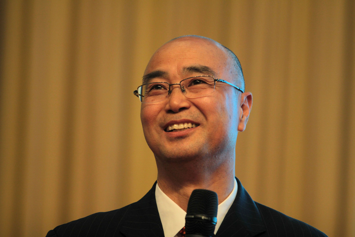 中航油期货和陈久霖事件 从湖北偏僻农村走出的陈九霖：北大求学