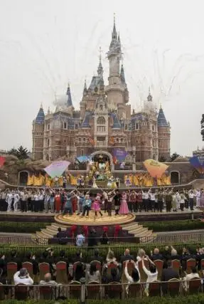 华特迪士尼 上海 有限公司_上海迪士尼度假区破土动工历史_上海迪士尼度假区10周年庆典