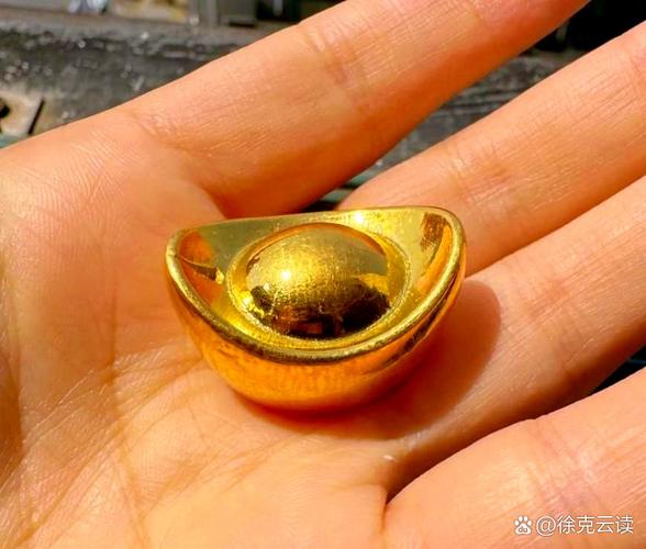 <strong>23 岁月入 2 万爱玩的饰品店老板黄女士如何理财？</strong>